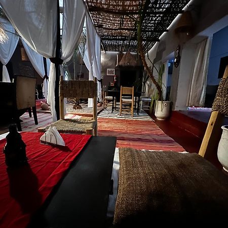Dar Tadout Guest House Ait Ourir Bagian luar foto