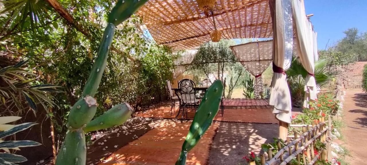 Dar Tadout Guest House Ait Ourir Bagian luar foto