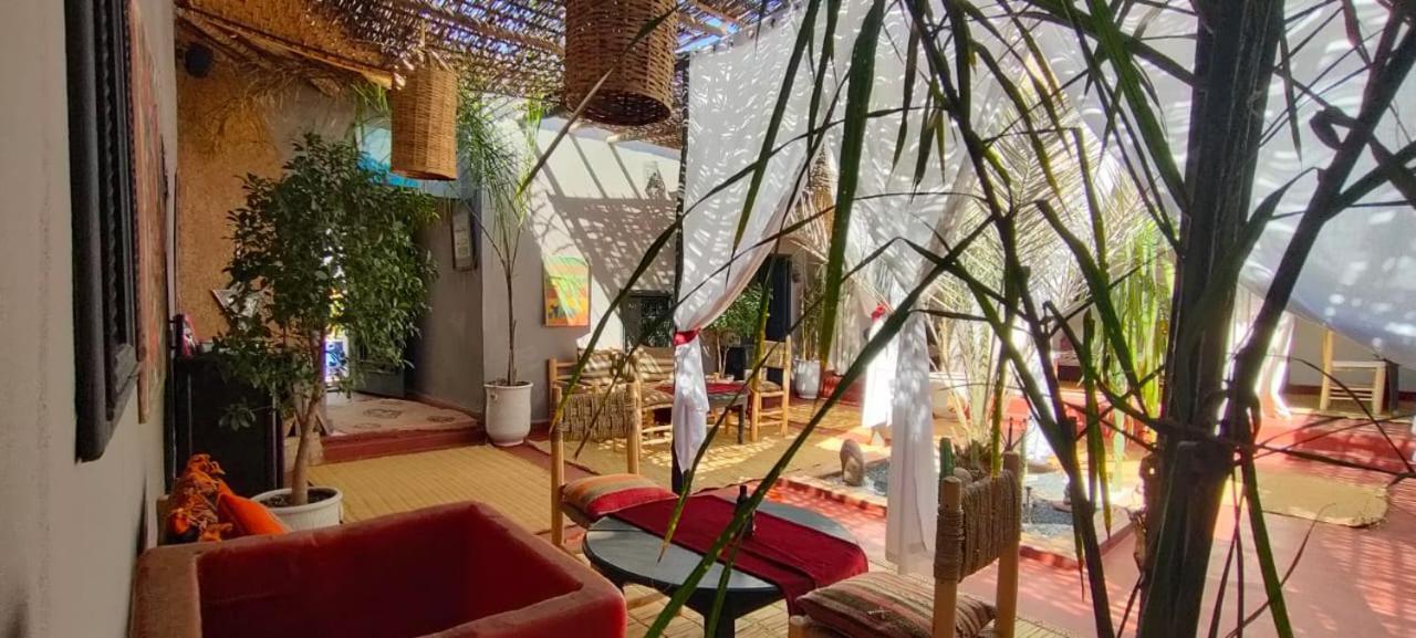 Dar Tadout Guest House Ait Ourir Bagian luar foto