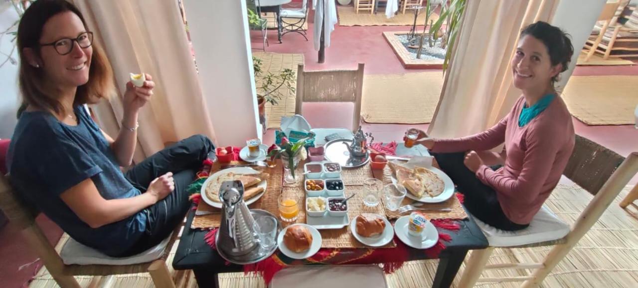 Dar Tadout Guest House Ait Ourir Bagian luar foto