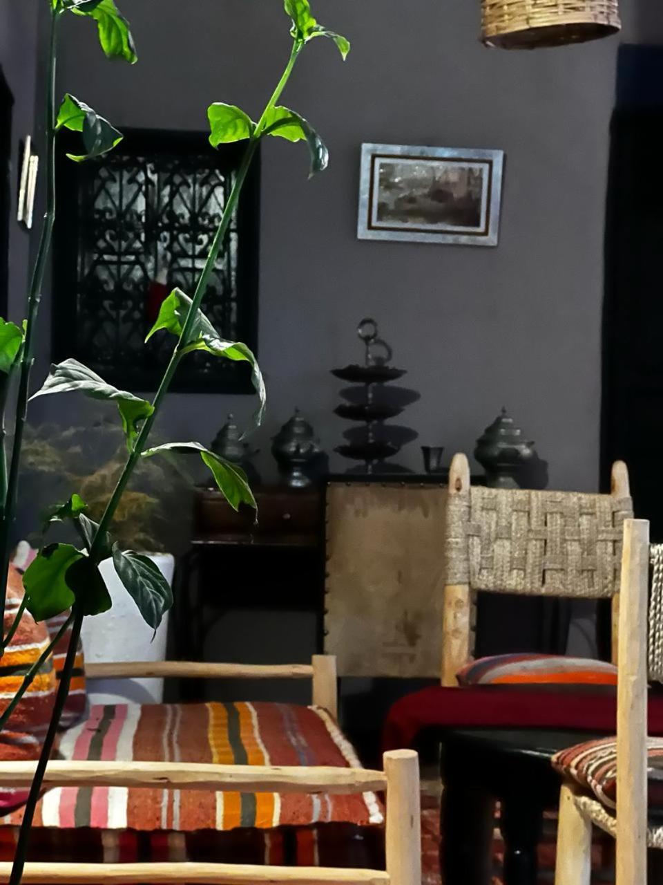 Dar Tadout Guest House Ait Ourir Bagian luar foto