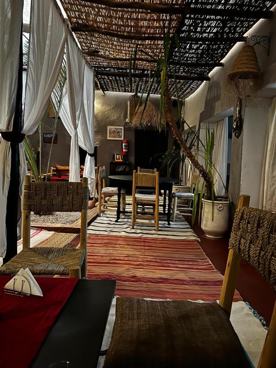 Dar Tadout Guest House Ait Ourir Bagian luar foto