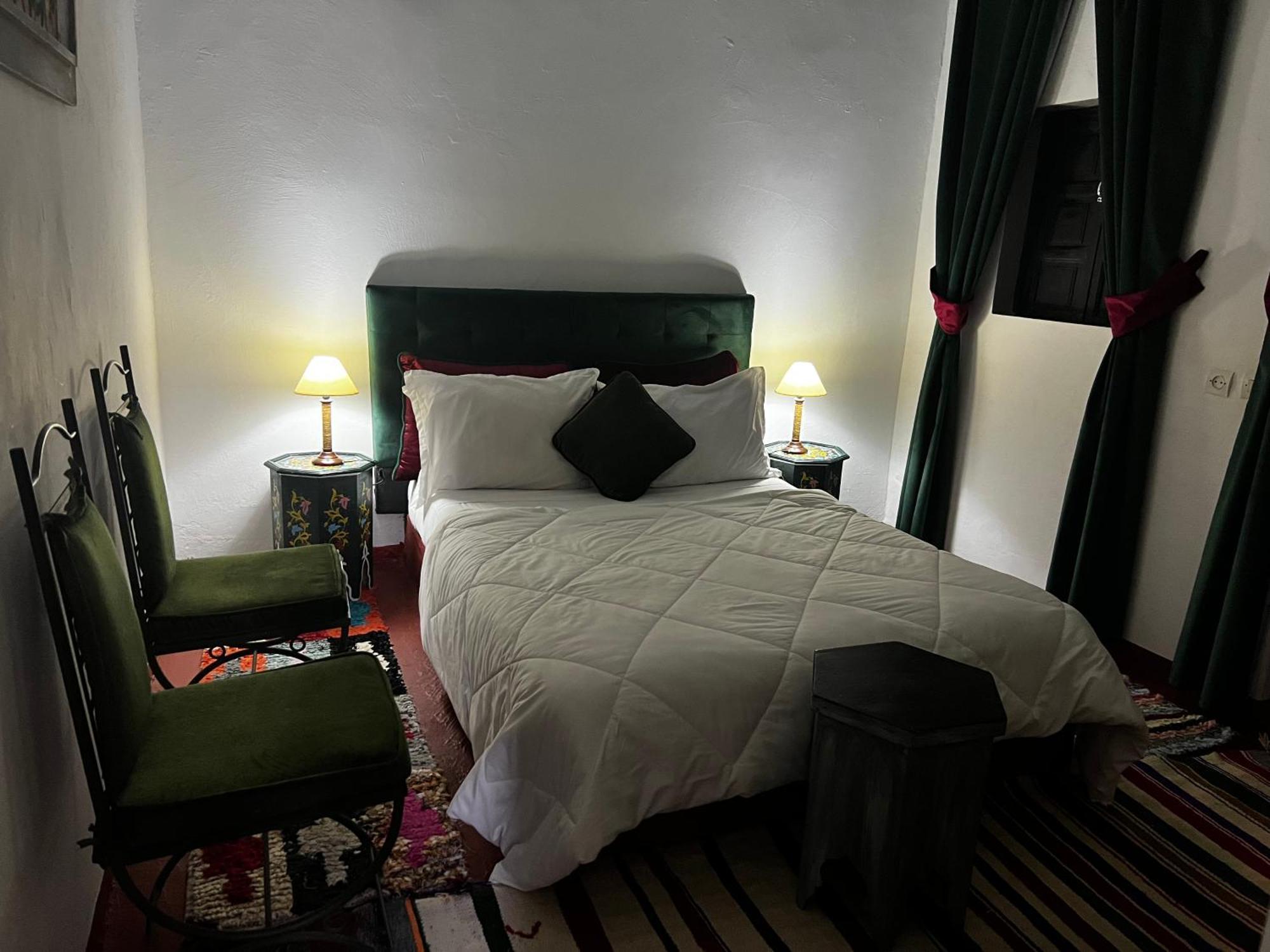 Dar Tadout Guest House Ait Ourir Bagian luar foto